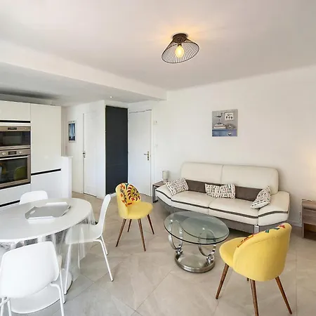 Frgk Alexandre Iii Elegant T2 Terrasse Standing & Securisee Daire Cannes