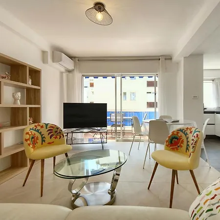 Frgk Alexandre Iii Elegant T2 Terrasse Standing & Securisee Cannes