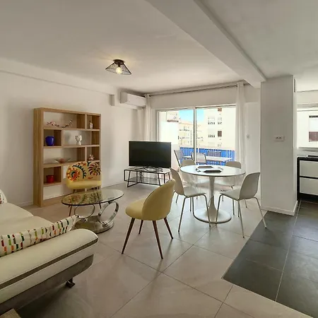 Appartement Frgk Alexandre Iii Elegant T2 Terrasse Standing & Securisee