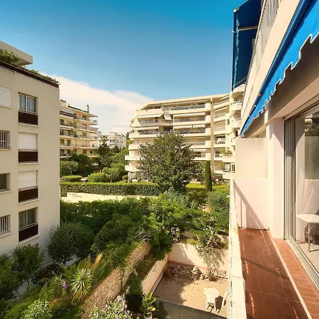 Frgk Alexandre Iii Elegant T2 Terrasse Standing & Securisee *